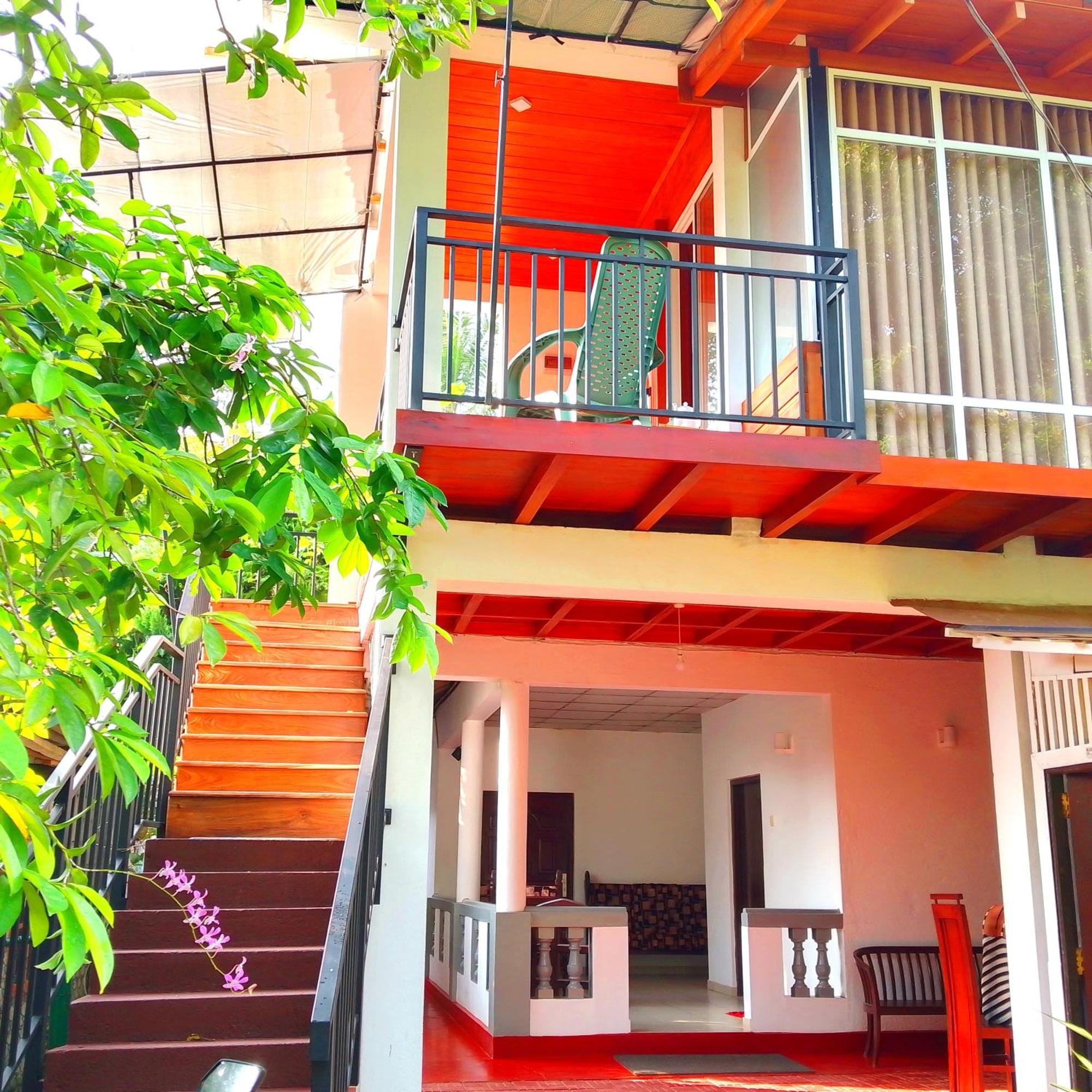 Thusara Guesthouse Mirissa Exterior foto